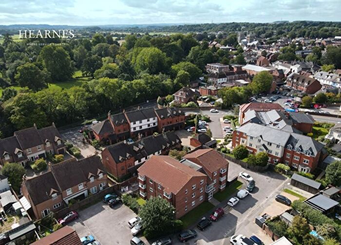 2 Bedroom Flat For Sale In Broadway Park, Stevenson Close, Wimborne, BH21