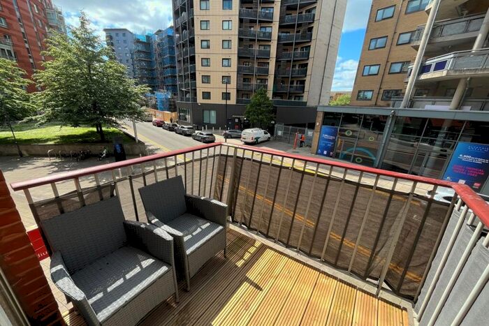 1 Bedroom Property To Rent In Vizion, London - Epc Rating C, N7