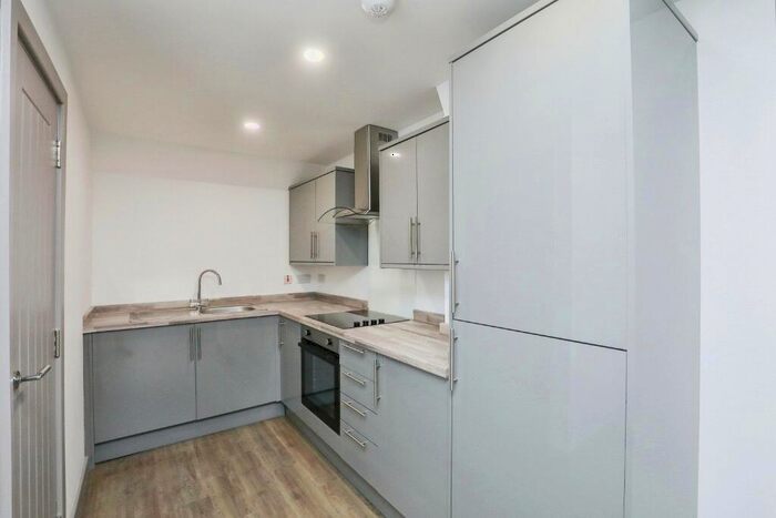 2 Bedroom Flat To Rent In Foundry Court, Recorder Road, Norwich, Norfolk, NR1