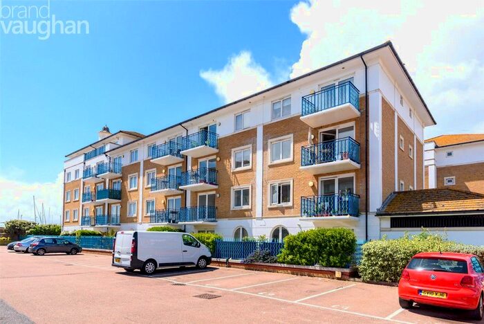 2 Bedroom Flat To Rent In Britannia Court, The Strand, Brighton, BN2