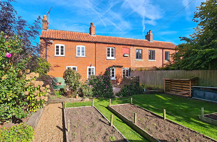 3 Bedroom Cottage For Sale In Spa Common, NR28