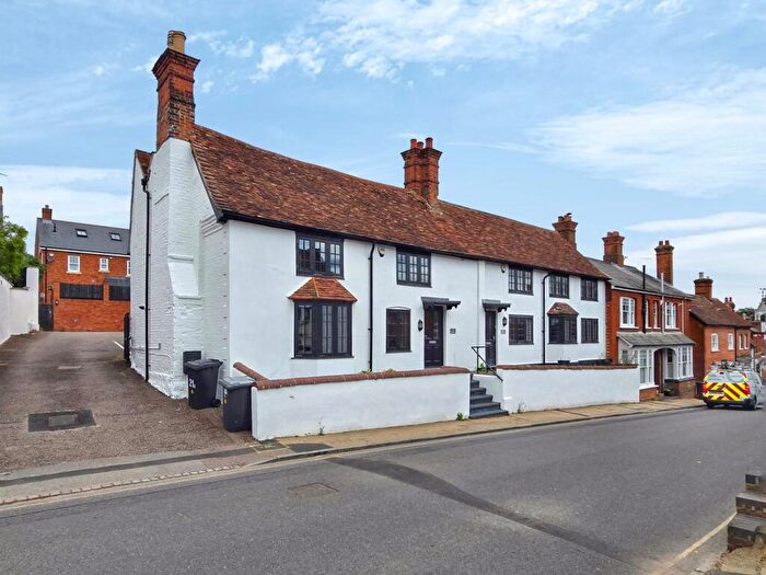 3 Bedroom End Of Terrace House For Sale In Woburn Street, Ampthill, Bedfordshire, MK45
