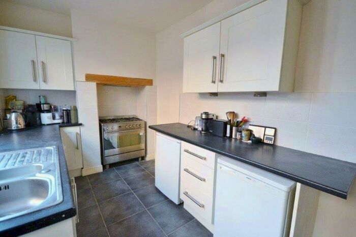 4 Bedroom Terraced House To Rent In Lytton Road, Leicester, LE2