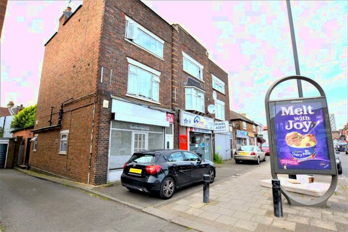 Studio To Rent In Whitchurch Lane, Edgware, HA8