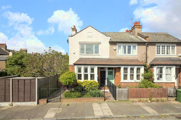 3 Bedroom End Of Terrace House To Rent In Holmwood Villas, Charlton, SE7