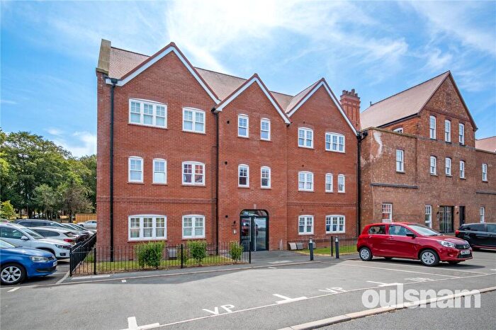 1 Bedroom Apartment For Sale In Macniece Close, Selly Oak, Birmingham, B29