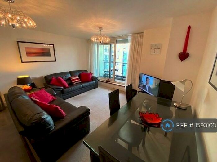 2 Bedroom Flat To Rent In Ferry Court, Cardiff, CF11