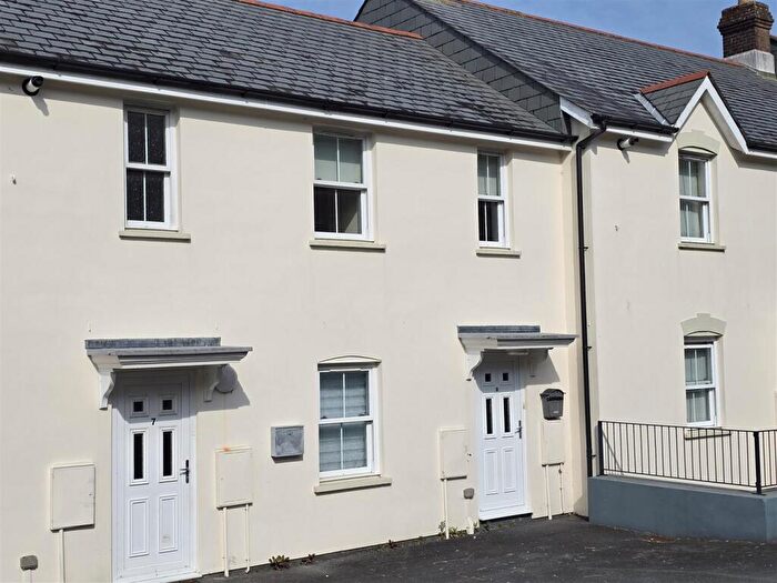 1 Bedroom Flat For Sale In Duchy View, Launceston, PL15