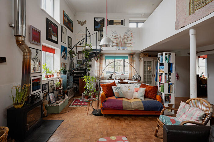 4 Bedroom Detached House For Sale In Chapel House, Halesworth, Suffolk, IP19