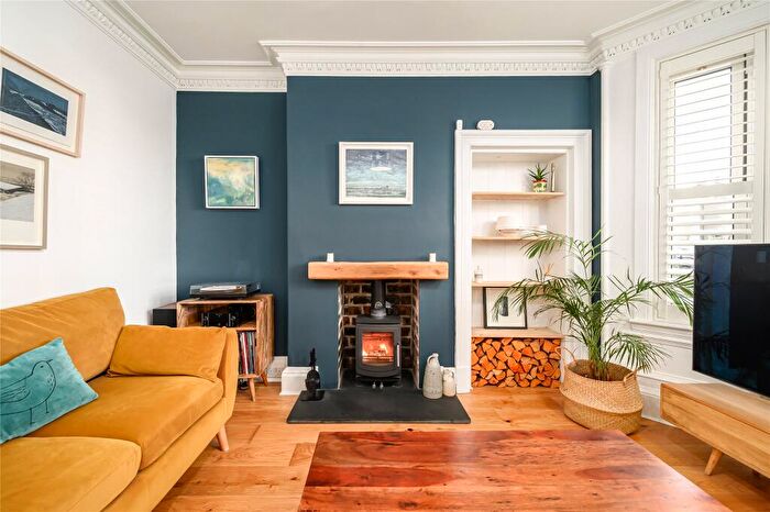 3 Bedroom Terraced House For Sale In Inchview Terrace, Edinburgh, Midlothian, EH7