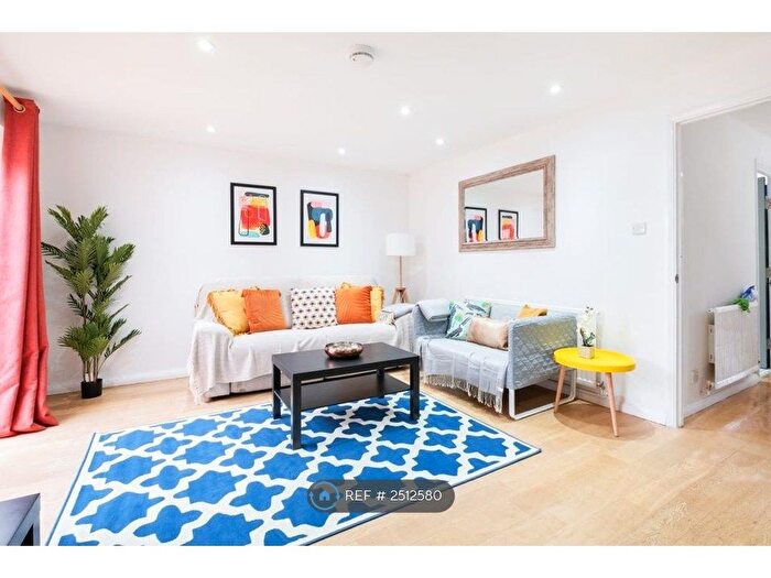 3 Bedroom End Of Terrace House To Rent In Delverton Road, London, SE17