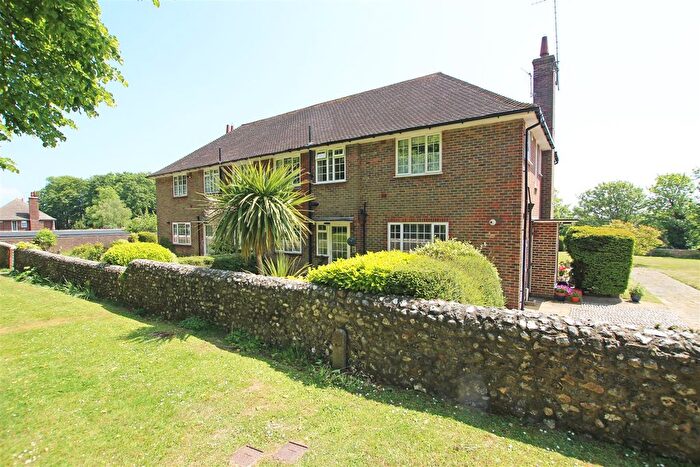 2 Bedroom Flat To Rent In Ratton Garden, Eastbourne, BN20