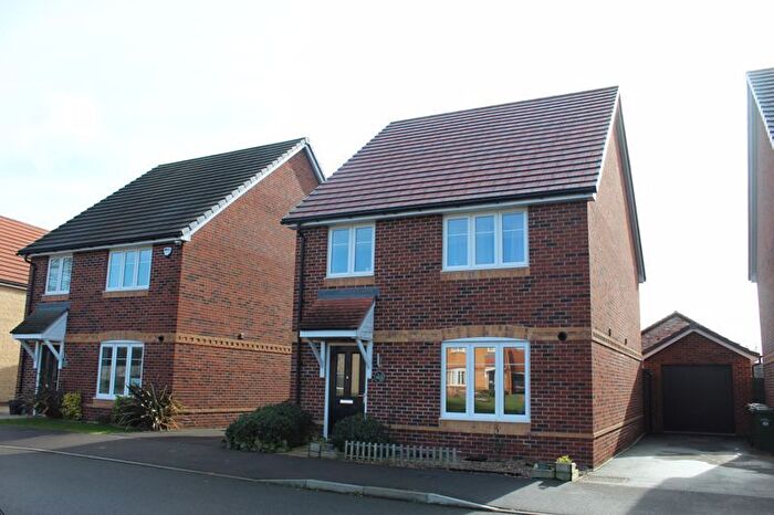 4 Bedroom Detached House To Rent In Bluebell Lane, Didcot, OX11