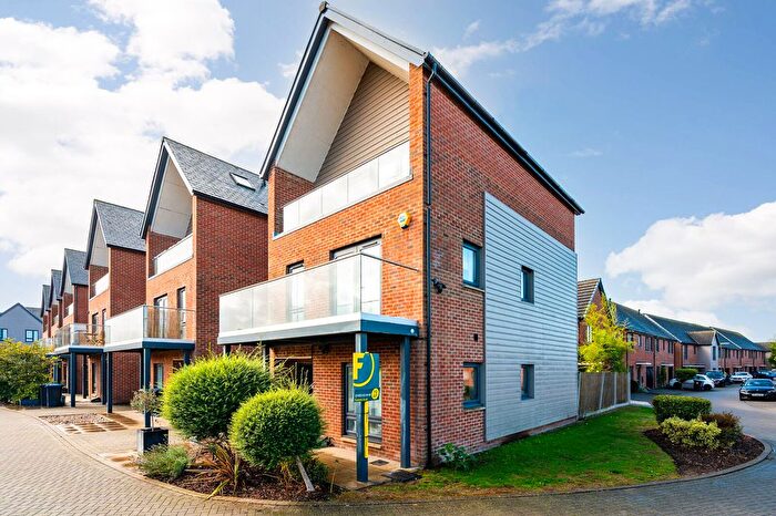 4 Bedroom Detached House To Rent In Woking, Westfield, Woking, GU22