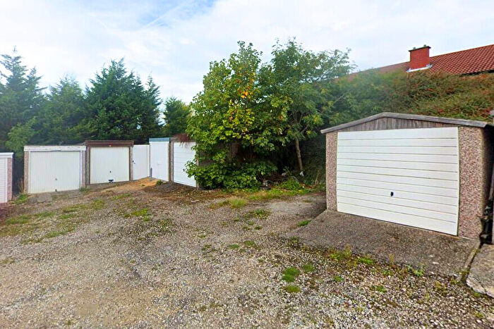 Property For Sale In Mason Drive, Swallownest, S26