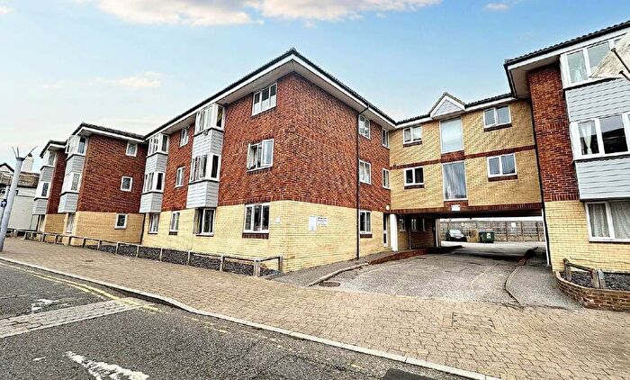 2 Bedroom Flat To Rent In Bridge Street, Newhaven, BN9