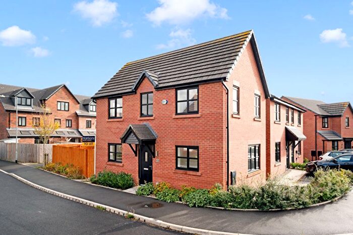 3 Bedroom Property To Rent In Bow Green Fields, Bolton, Westhoughton, BL5