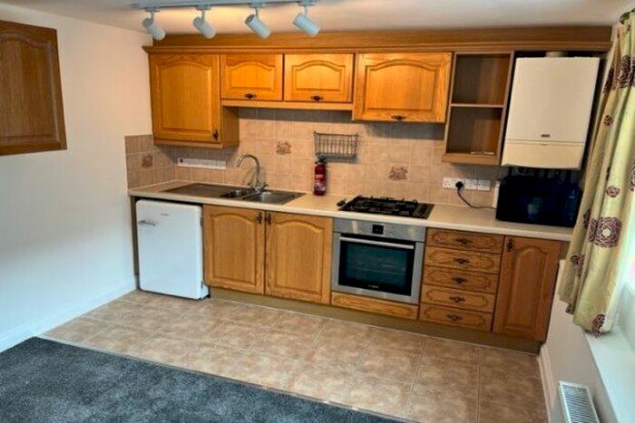 1 Bedroom Flat To Rent In Fore Street, Fowey, PL23