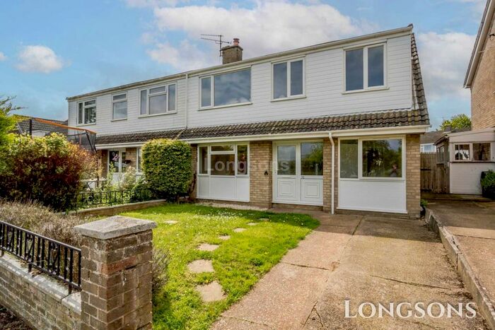 5 Bedroom Semi-Detached House To Rent In St Guthlac Close, Swaffham, PE37