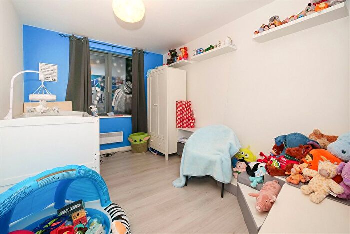 2 Bedroom Flat For Sale In Albert Street, Baildon, Shipley, West Yorkshire, BD17