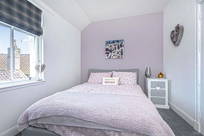 2 Bedroom Flat To Rent In Chapmans Place, Elie, Leven, KY9