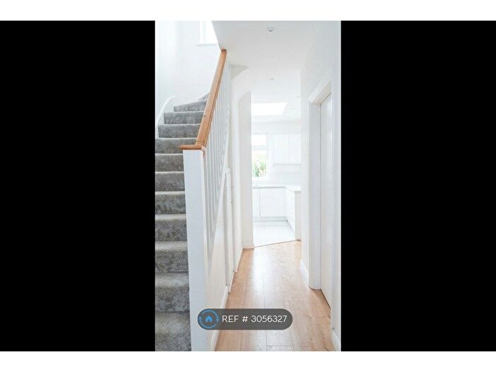 3 Bedroom Semi Detached House To Rent In Wandle Court Gardens, Croydon, CR0