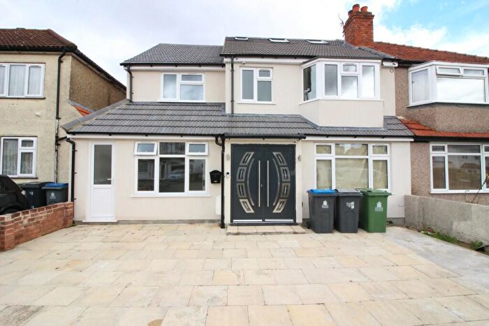 6 Bedroom Semi-Detached House To Rent In Ravenswood Avenue, Surbiton, Surrey, KT6