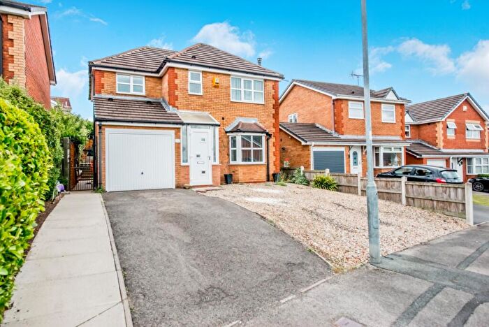 4 Bedroom Detached House For Sale In Shirley Avenue, Gomersal, Cleckheaton, BD19