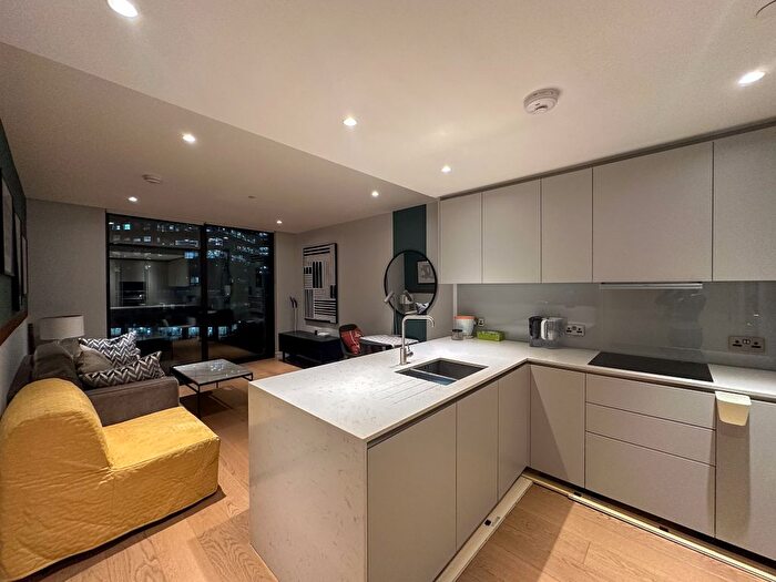1 Bedroom Flat To Rent In Hampton Tower, Canary Wharf, E14
