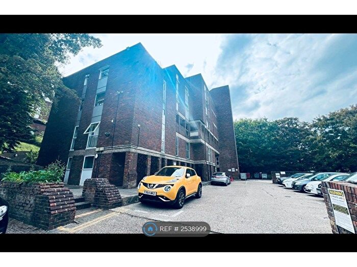 1 Bedroom Flat To Rent In Downs Road, Luton, LU1