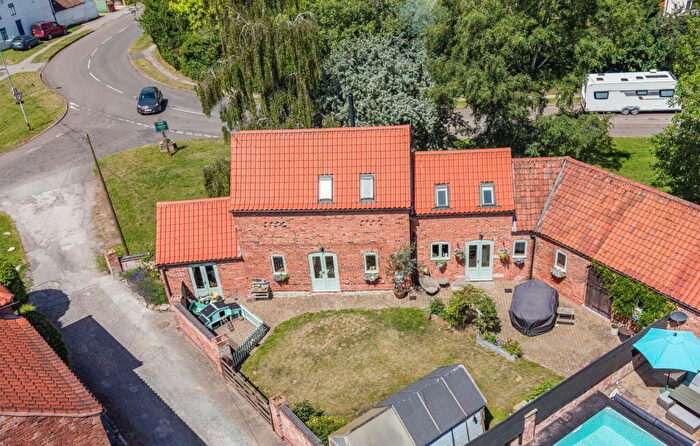 4 Bedroom Barn Conversion For Sale In Plantation Road, East Markham, Newark, NG22