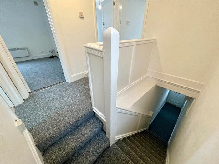 2 Bedroom Apartment To Rent In Muscliffe Road, Bournemouth, Dorset, BH9