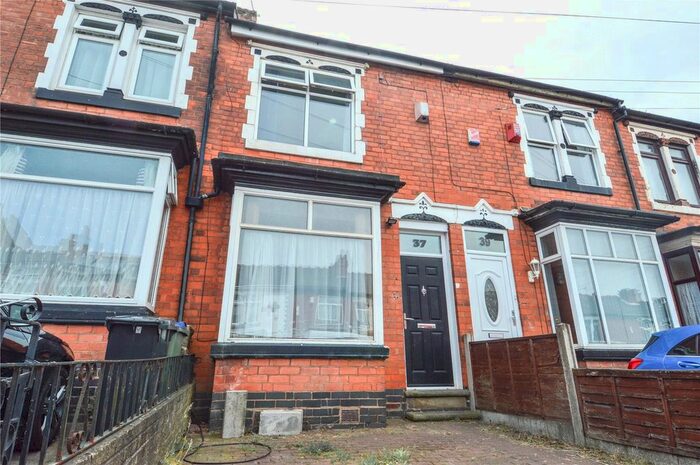 2 Bedroom Terraced House To Rent In Beakes Road, Smethwick, West Midlands, B67