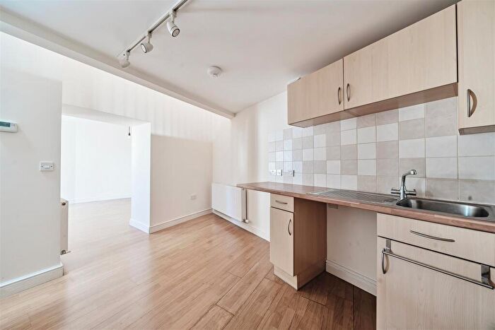 1 Bedroom Apartment For Sale In Globe Court, Dowell Street, Honiton, EX14