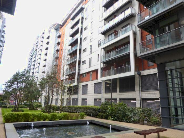 1 Bedroom Flat To Rent In Barton Place, Hornbeam Way, Green Quarter, M4