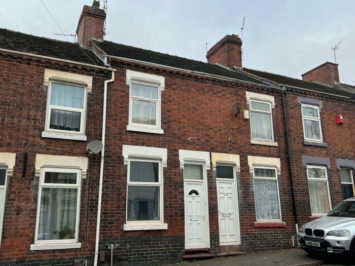 2 Bedroom Terraced House To Rent In Portland Street, ST1