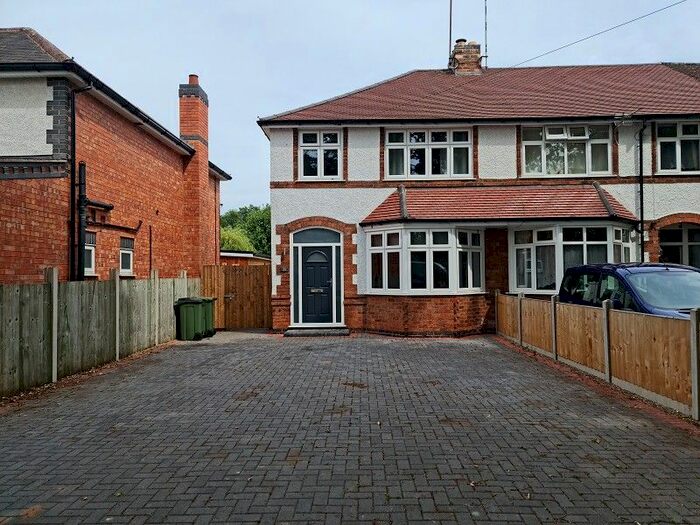 3 Bedroom Semi-Detached House To Rent In Welford Road, Blaby, Leicester, Leicestershire., LE8