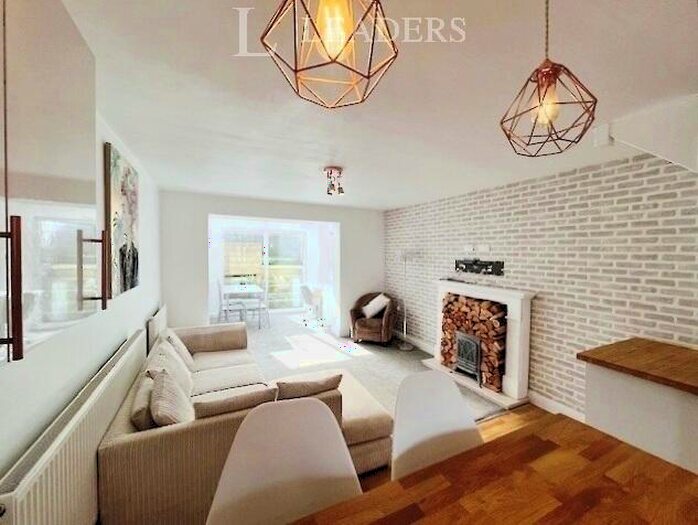 2 Bedroom Terraced House To Rent In Hillcroft, Portslade, BN41