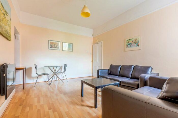 2 Bedroom Flat To Rent In &#pppw - Glenthorn Road, Jesmond, NE2