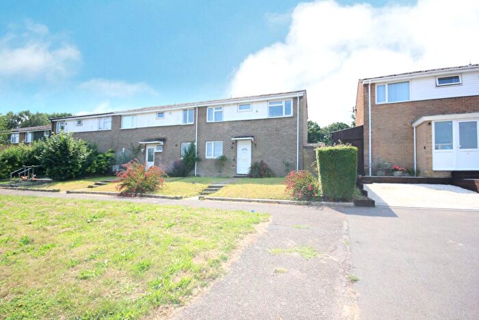 3 Bedroom End Of Terrace House For Sale In Seagull Road, Bournemouth, BH8