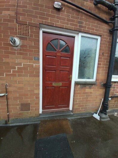 3 Bedroom Apartment To Rent In Pelham Place, Chapel Allerton, Leeds, LS7