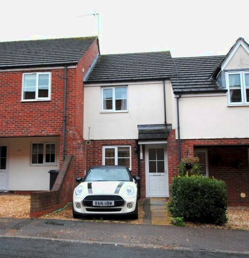 2 Bedroom Terraced House To Rent In Glassbrook Road, Rushden, NN10