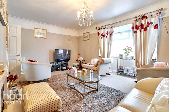 2 Bedroom Detached Bungalow For Sale In Shirley Road, Croydon, CR0