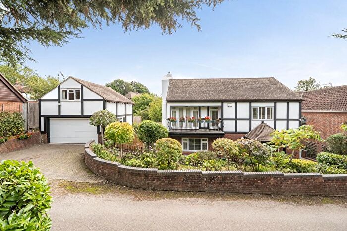 4 Bedroom Detached House For Sale In Goat Lees Lane, Ashford, TN25