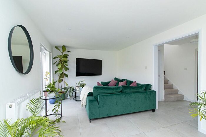 3 Bedroom Terraced House For Sale In Yardhurst Gardens, Cliftonville, CT9