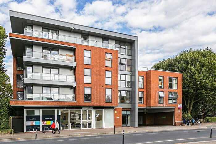 1 Bedroom Flat For Sale In Garratt Lane, London, SW18