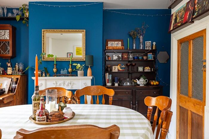 3 Bedroom Terraced House For Sale In Tyne Street, St Werburgh's, BS2