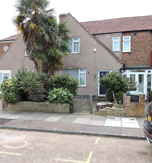 3 Bedroom Terraced House For Sale In Swan Way, Enfield, EN3