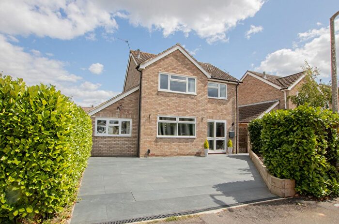 4 Bedroom Detached House For Sale In Winstree Close, Layer De La Haye, CO2