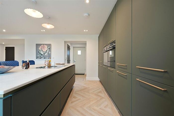 4 Bedroom Detached House For Sale In Old Butchers Arms, Main Road, Marsh Lane, Sheffield, S21